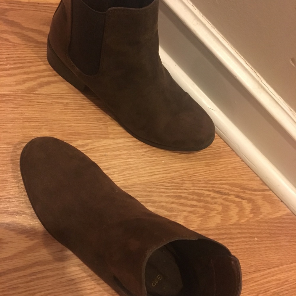 GAP Ankle Boots - Picture 3 of 3